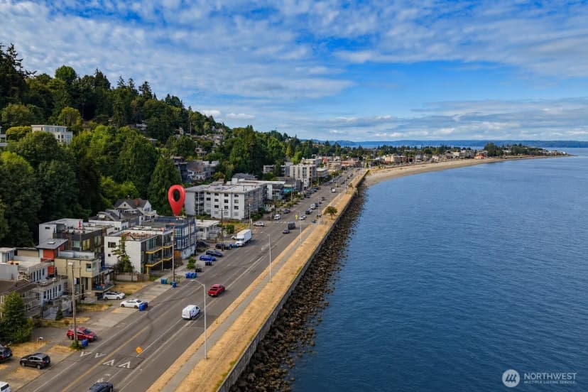 Property photo for 1778 A Alki Avenue Sw, Seattle photo 2