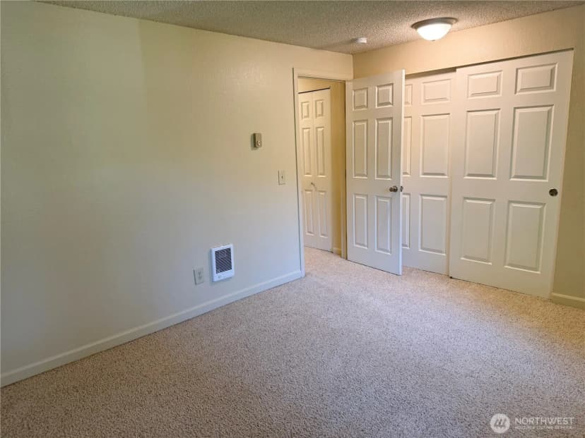 Property photo for 23816 12th Place S #405, Des Moines photo 11