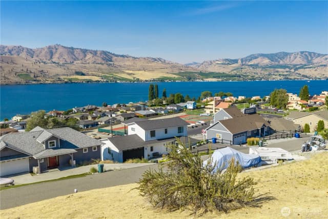 Property photo for 115 San Remo Ln, Chelan photo 4