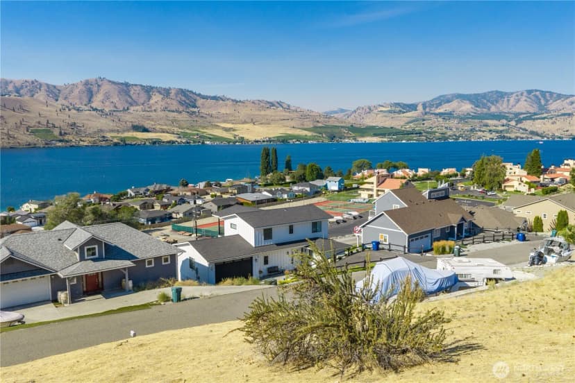 Property photo for 115 San Remo Ln, Chelan photo 4