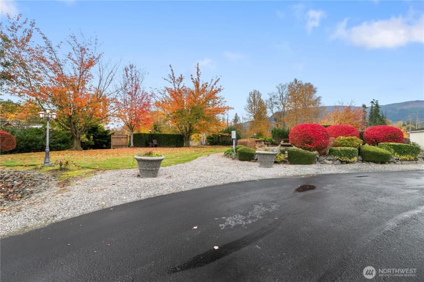 Property photo for 107 South Pass Road #14, Nooksack photo 35