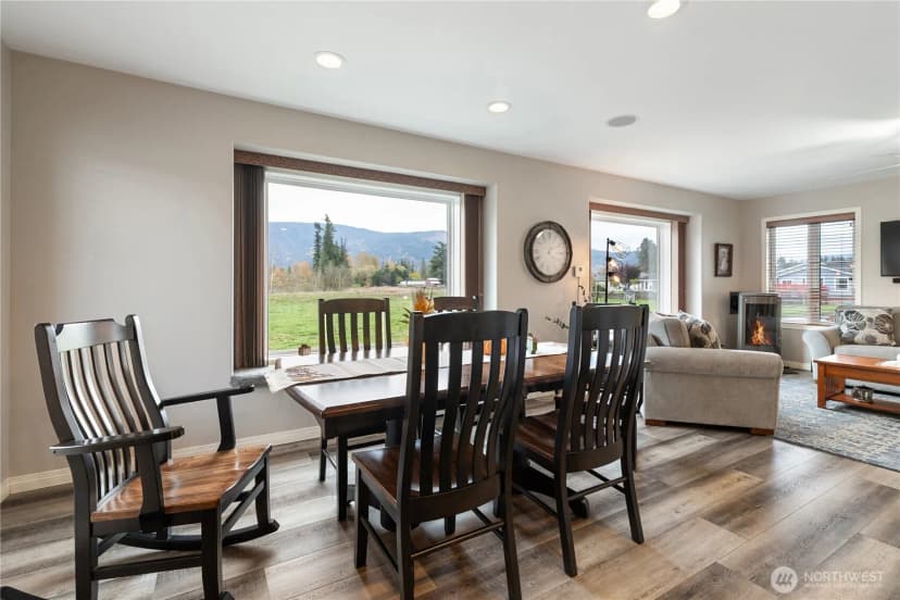 Property photo for 107 South Pass Road #14, Nooksack photo 10