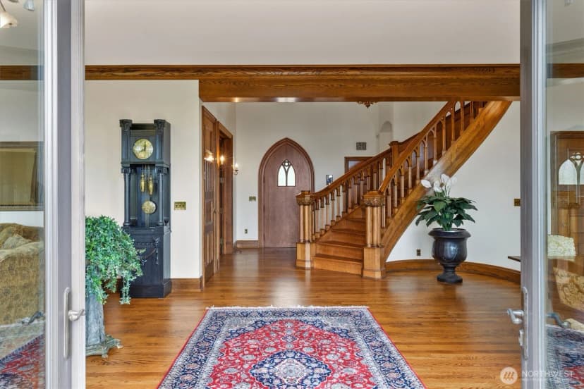 Property photo for 4725 W Mercer Way, Mercer Island photo 21