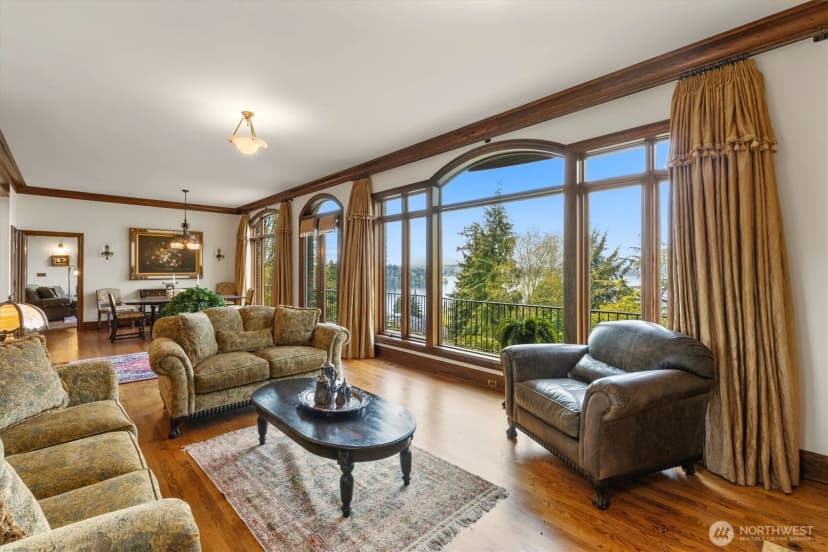 Property photo for 4725 W Mercer Way, Mercer Island photo 7
