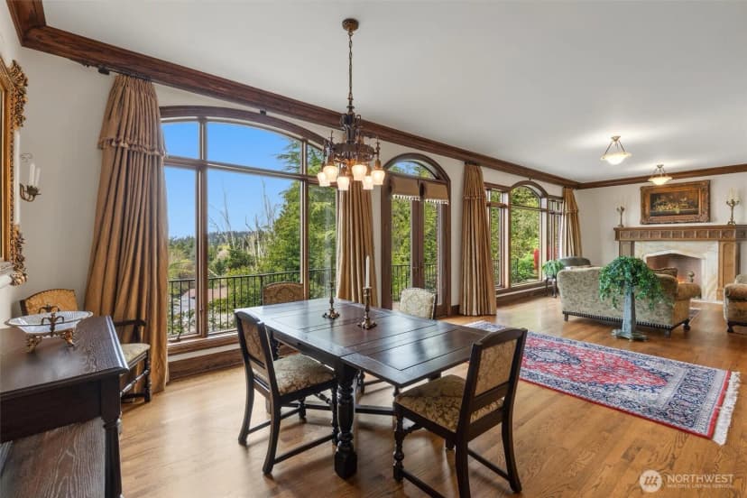 Property photo for 4725 W Mercer Way, Mercer Island photo 6