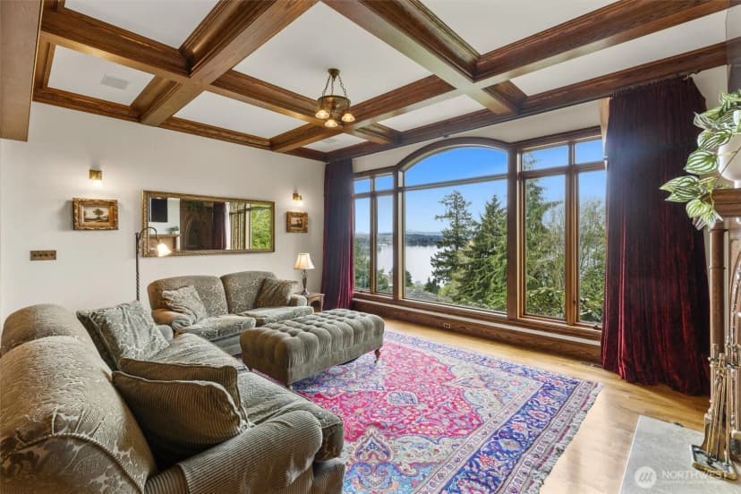 Property photo for 4725 W Mercer Way, Mercer Island photo 12