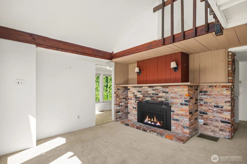 Property photo for 2728 60th Avenue Se, Mercer Island photo 8
