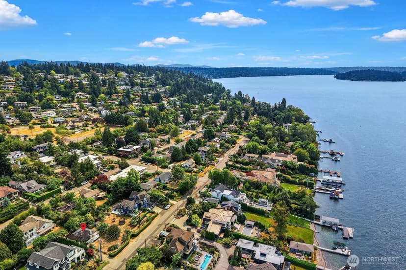 Property photo for 2728 60th Avenue Se, Mercer Island photo 31