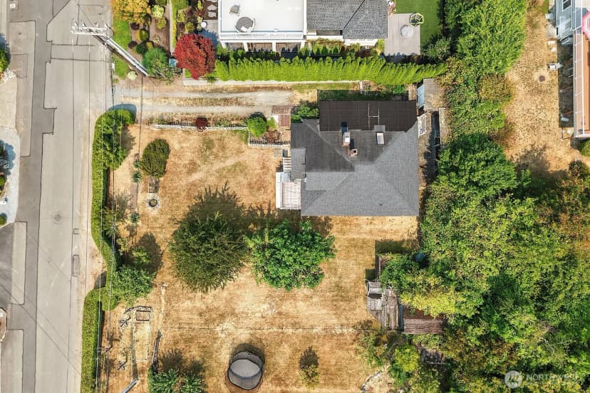 Property photo for 2728 60th Avenue Se, Mercer Island photo 27