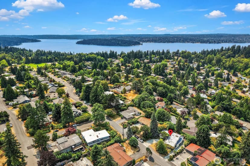 Property photo for 3621 81st Avenue Se, Mercer Island photo 33