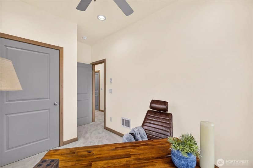 Property photo for 55 Ne Kettle Street #a1, Oak Harbor photo 30