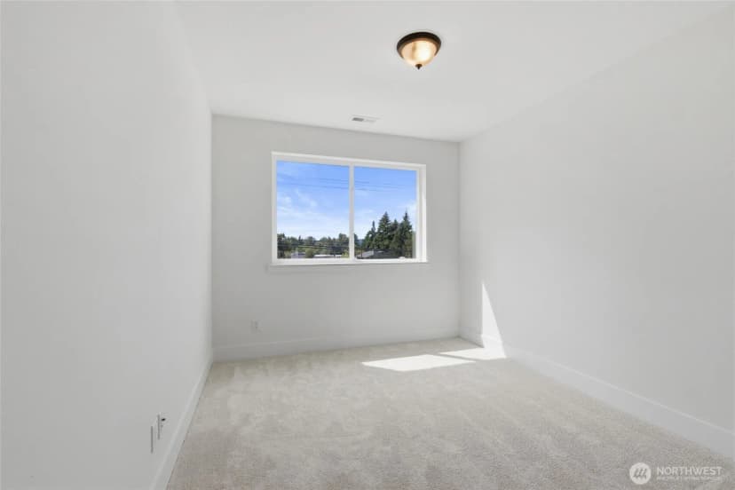 Property photo for 6015 67th Avenue Ne, Marysville photo 28