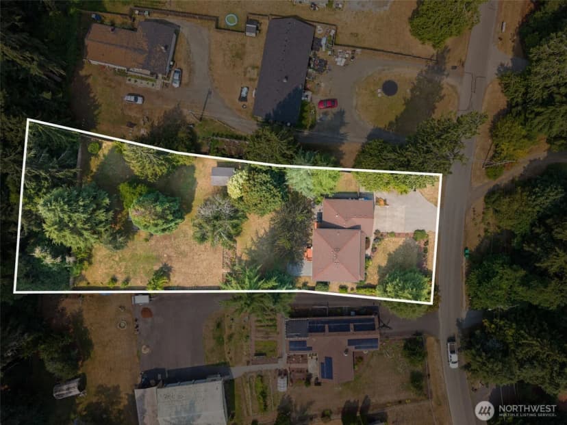 Property photo for 7445 Fair Oakes Road Se, Olympia photo 4