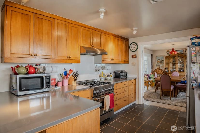 Property photo for 29720 Sandridge Road, Ocean Park photo 10