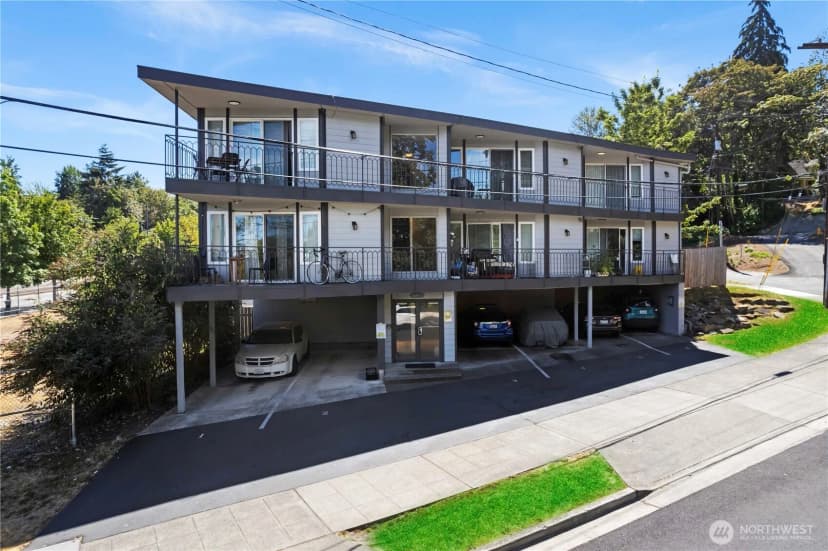 Property photo for 2701 S Walden Street, Seattle
