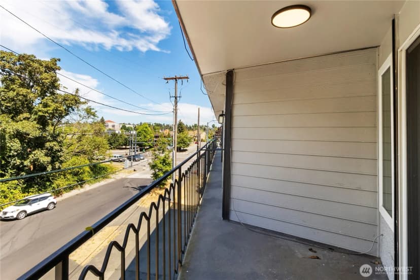 Property photo for 2701 S Walden Street, Seattle photo 14