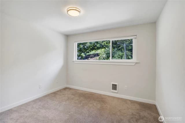 Property photo for 2701 S Walden Street, Seattle photo 5