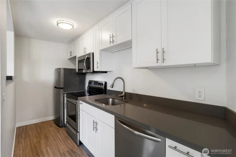 Property photo for 2701 S Walden Street, Seattle photo 12