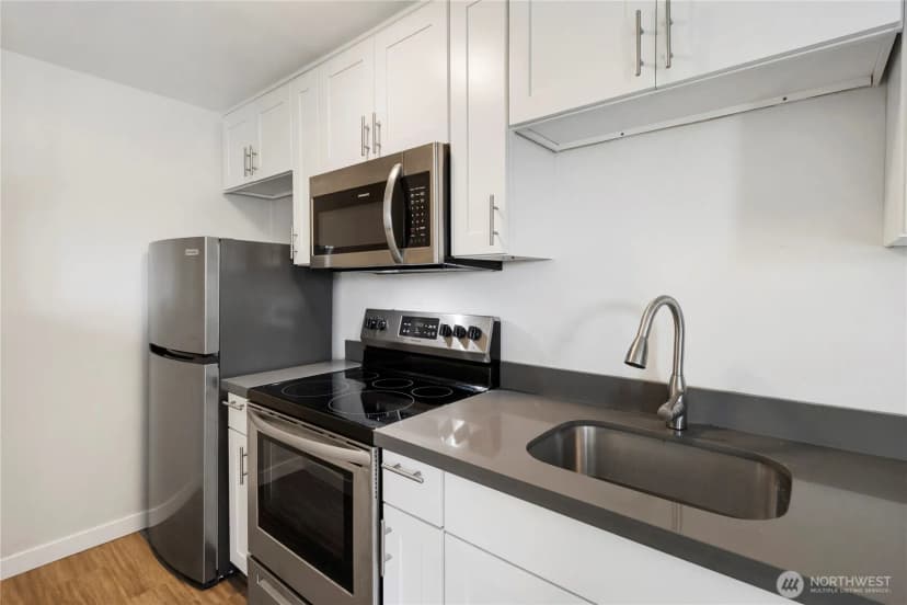Property photo for 2701 S Walden Street, Seattle photo 13