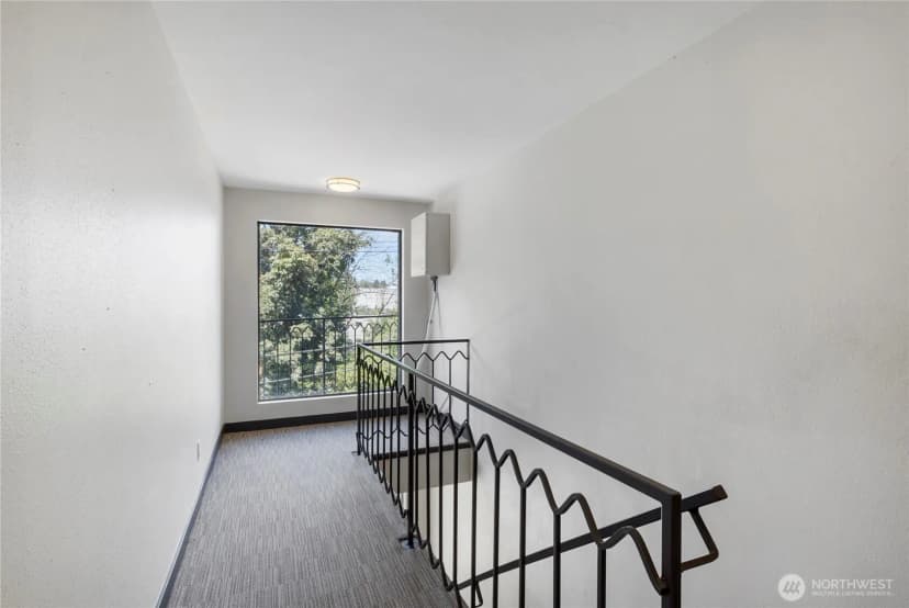 Property photo for 2701 S Walden Street, Seattle photo 17
