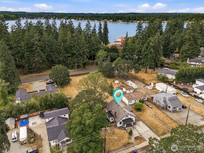 Property photo for 14416 Portland Avenue Sw, Lakewood photo 18
