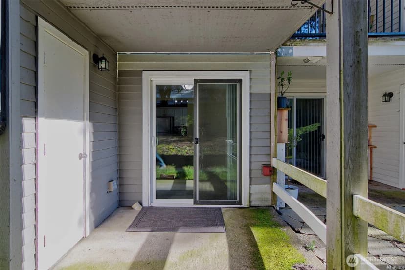 Property photo for 15415 35th Avenue W #c103, Lynnwood photo 18