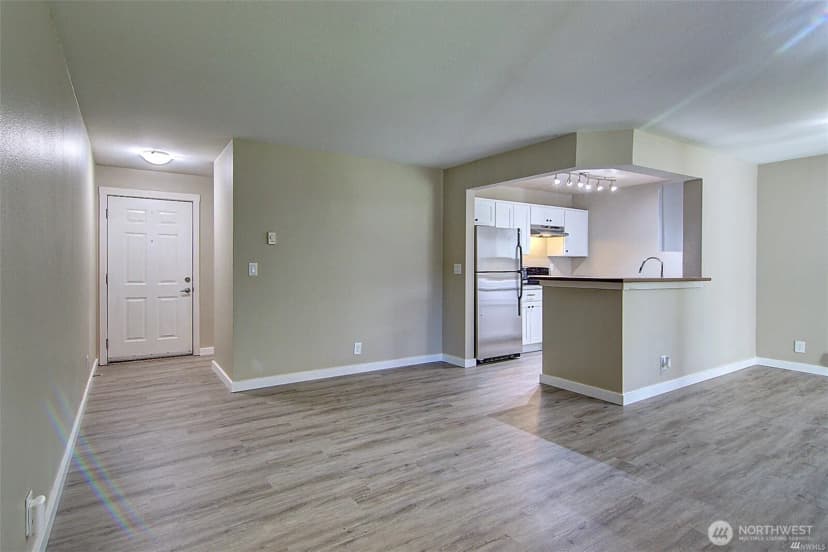 Property photo for 15415 35th Avenue W #c103, Lynnwood photo 11