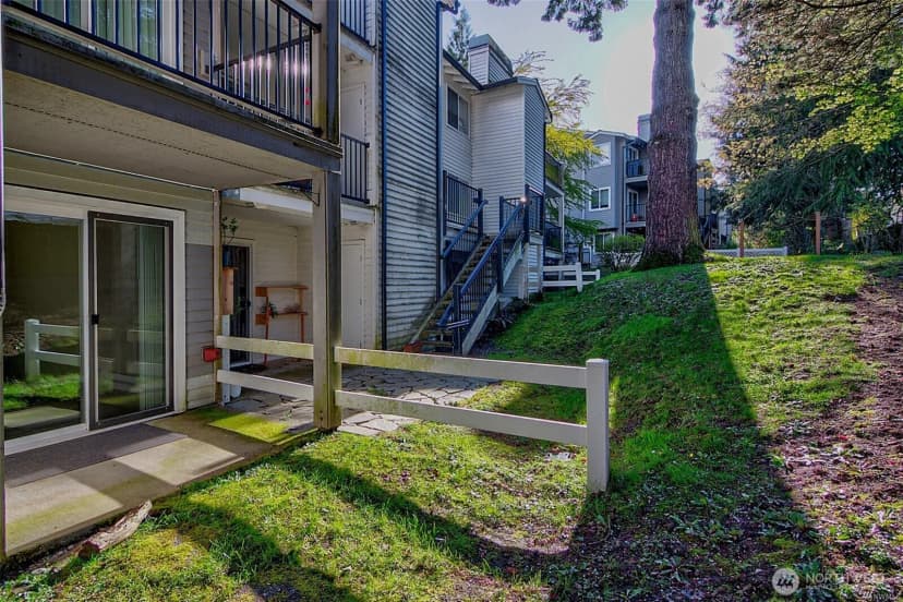 Property photo for 15415 35th Avenue W #c103, Lynnwood photo 20