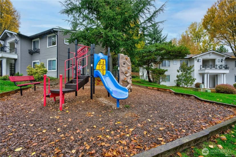 Property photo for 15415 35th Avenue W #c103, Lynnwood photo 22
