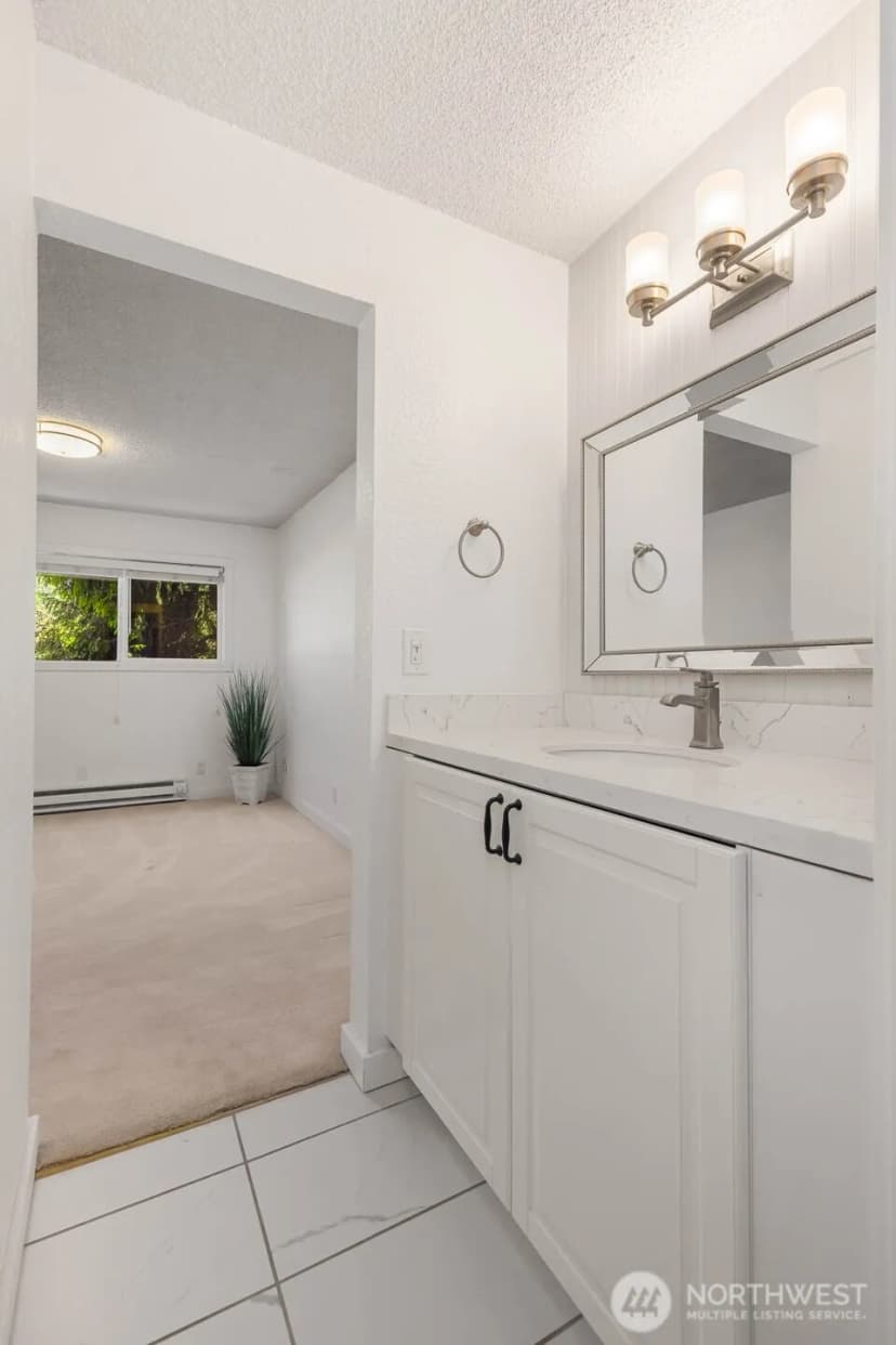 Property photo for 725 9th Avenue S #201, Kirkland photo 24
