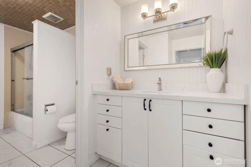 Property photo for 725 9th Avenue S #201, Kirkland photo 26
