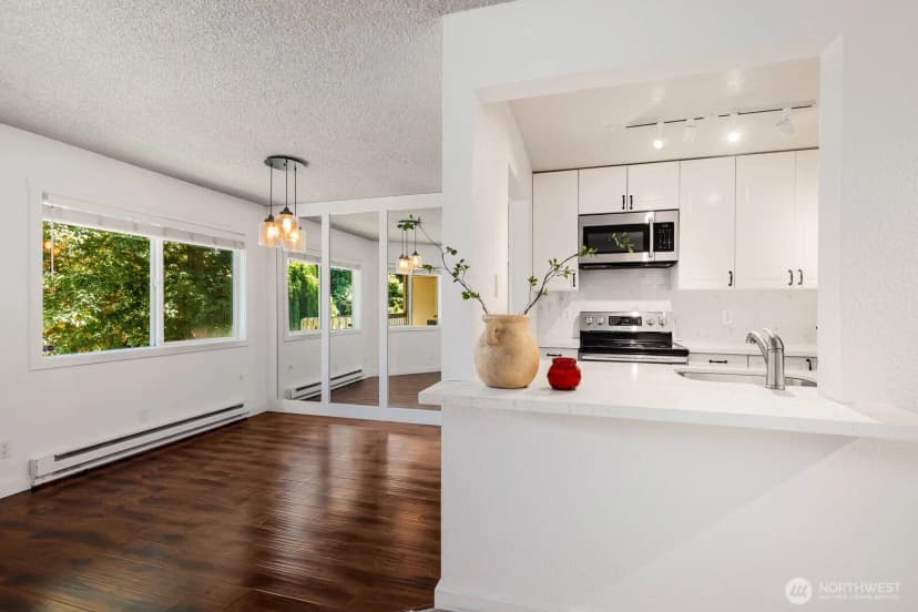 Property photo for 725 9th Avenue S #201, Kirkland photo 11
