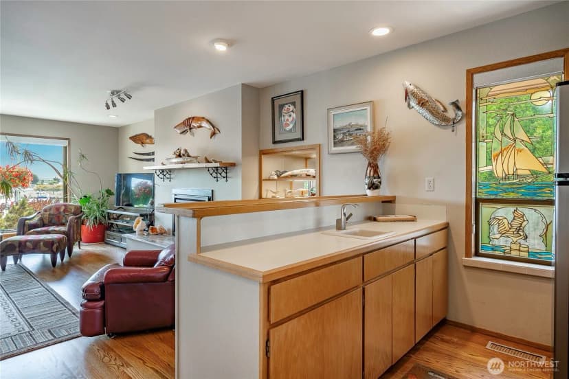 Property photo for 5575 Coquitlam Drive, Blaine photo 8