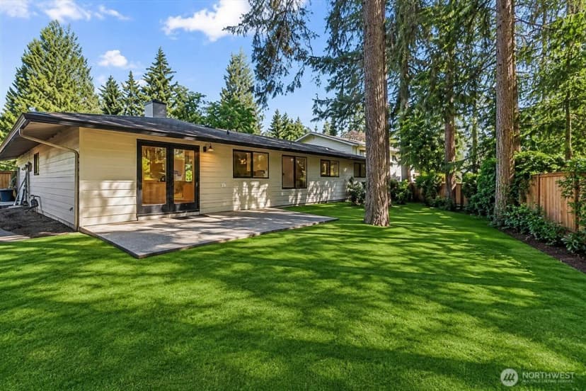 Property photo for 11903 Ne 142nd Place, Kirkland photo 31
