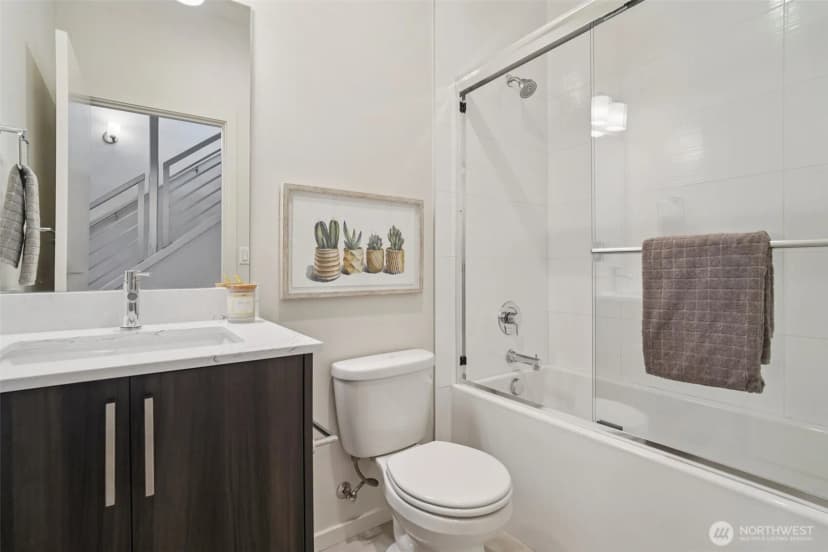 Property photo for 9032 14th Avenue Nw #d, Seattle photo 19