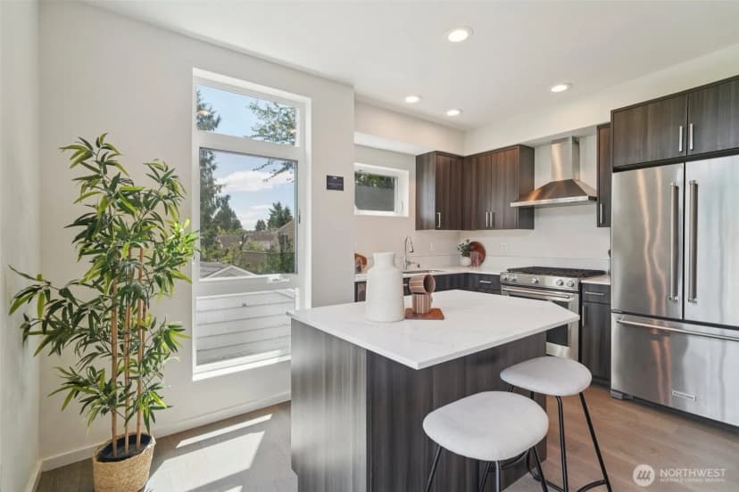 Property photo for 9032 14th Avenue Nw #d, Seattle photo 12