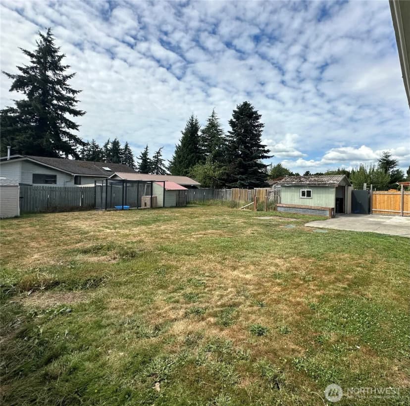 Property photo for 12360 Frances Street, Burlington photo 10