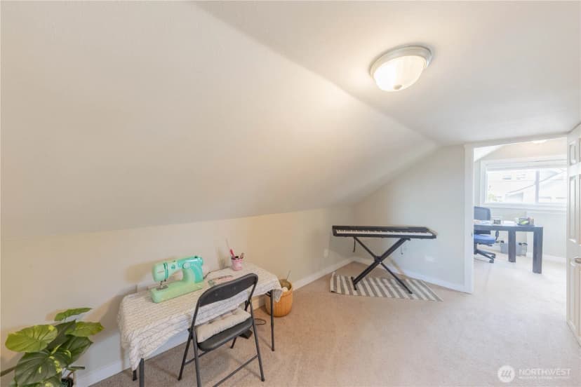 Property photo for 226 N 5th Street, Mount Vernon photo 16