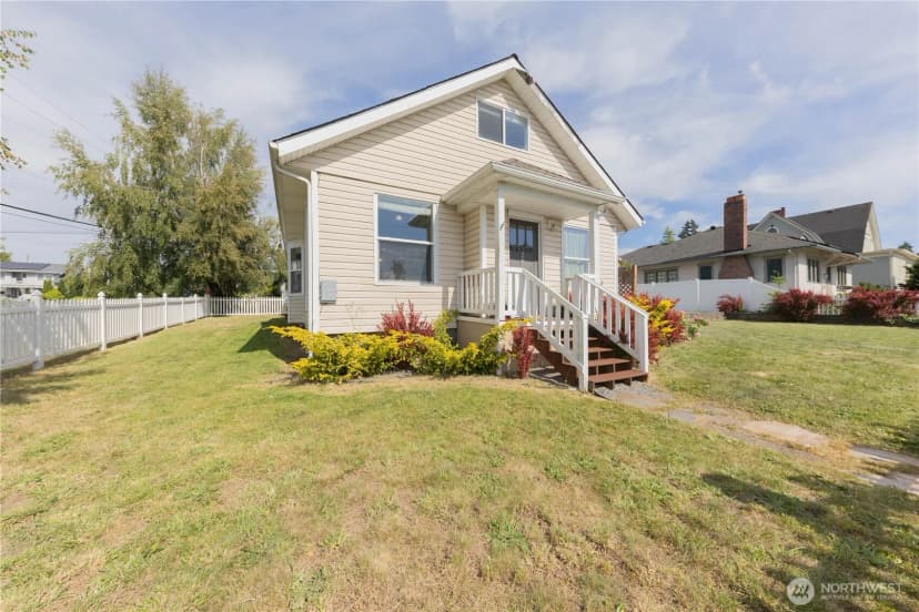 Property photo for 226 N 5th Street, Mount Vernon photo 26