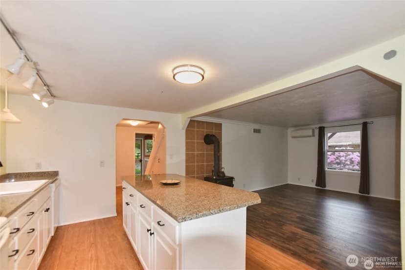 Property photo for 21005 55th Avenue Se, Woodinville photo 6