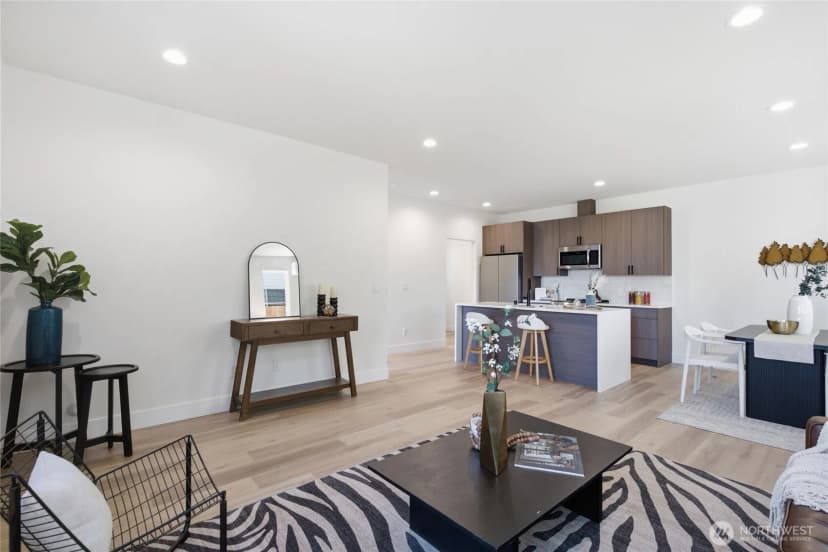 Property photo for 9323 Marcus Avenue S, Seattle photo 6