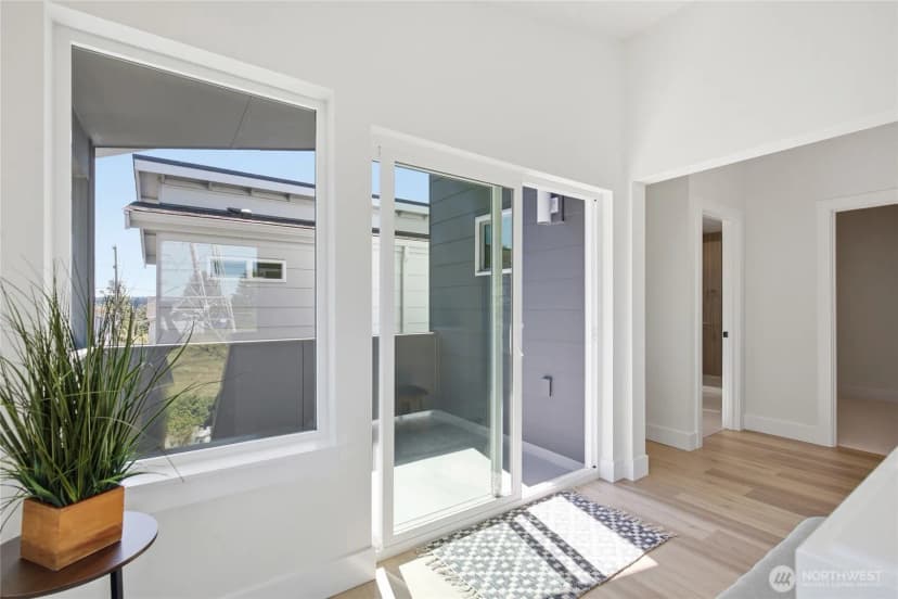 Property photo for 9323 Marcus Avenue S, Seattle photo 29