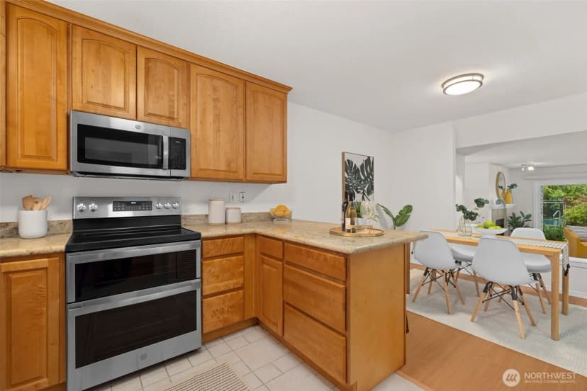 Property photo for 4202 Factoria Blvd Se #d2, Bellevue photo 9