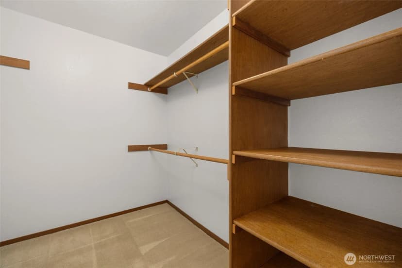 Property photo for 4202 Factoria Blvd Se #d2, Bellevue photo 26