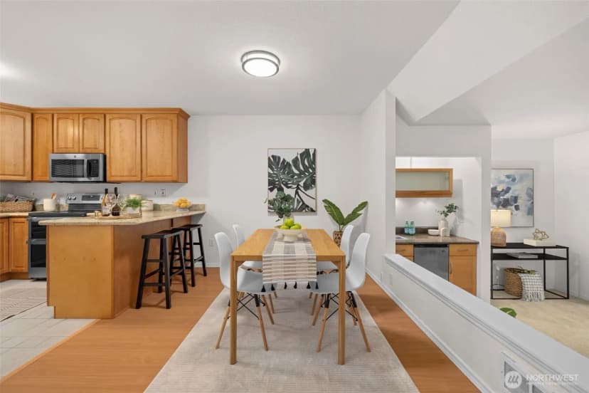 Property photo for 4202 Factoria Blvd Se #d2, Bellevue photo 13