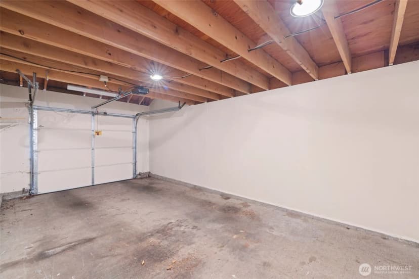 Property photo for 4202 Factoria Blvd Se #d2, Bellevue photo 34