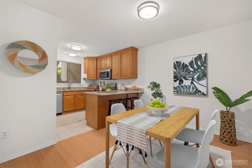 Property photo for 4202 Factoria Blvd Se #d2, Bellevue photo 15