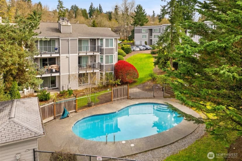 Property photo for 4202 Factoria Blvd Se #d2, Bellevue photo 36