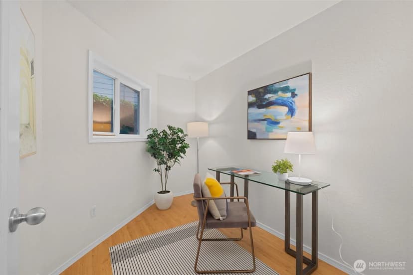 Property photo for 4202 Factoria Blvd Se #d2, Bellevue photo 5