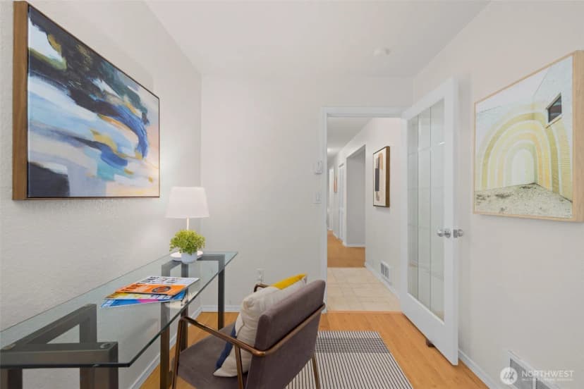 Property photo for 4202 Factoria Blvd Se #d2, Bellevue photo 6